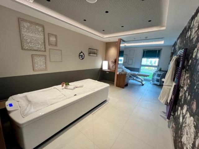 Domitys L'Orangerie Aparthotel Санс Екстериор снимка